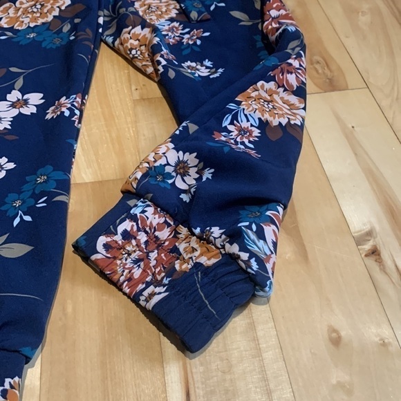 Cropped High Rise Printed Pants Floral Print Size Small - Picture 3 of 7
